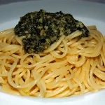 Espaguetis al Pesto alla Genovese. Receta