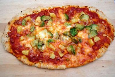 Imagen de la Pizza de Aguacate, Jamón York y Piña