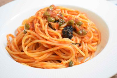 Imagen de los Espaguetis con Albahaca, Trufa y Alcaparras