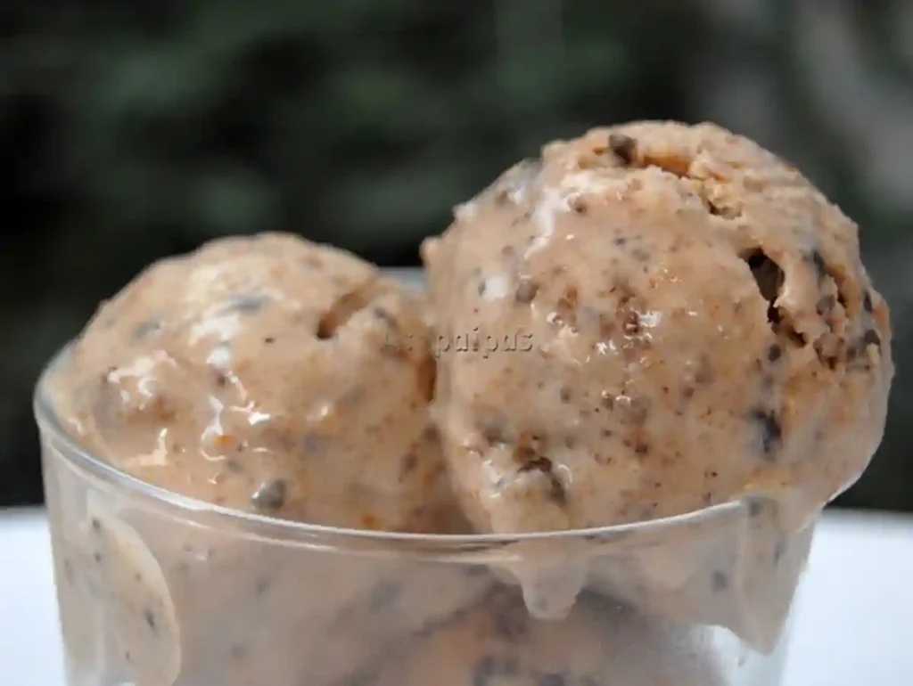 Imagen del Helado de Chocolate con Cereales Crujientes