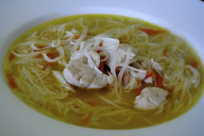 Imagen de la Sopa de Noodles y Pollo