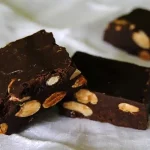 Dulce de Chocolate y Almendras (Chocolate Almond Fudge)