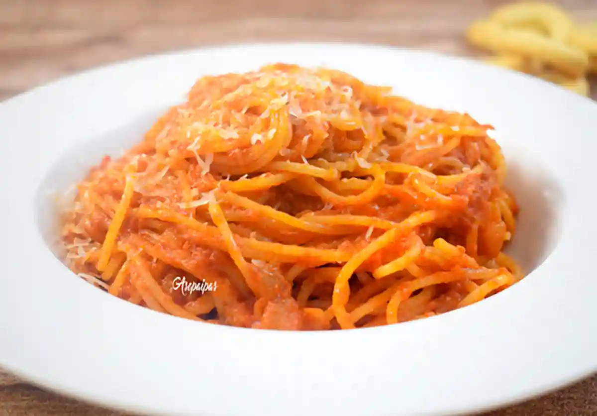 Imagen de los Espaguetis con Salsa de Tomate y Paté