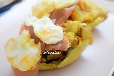 Imagen de las Patatas Rellenas de Pisto con Huevos de Codorniz