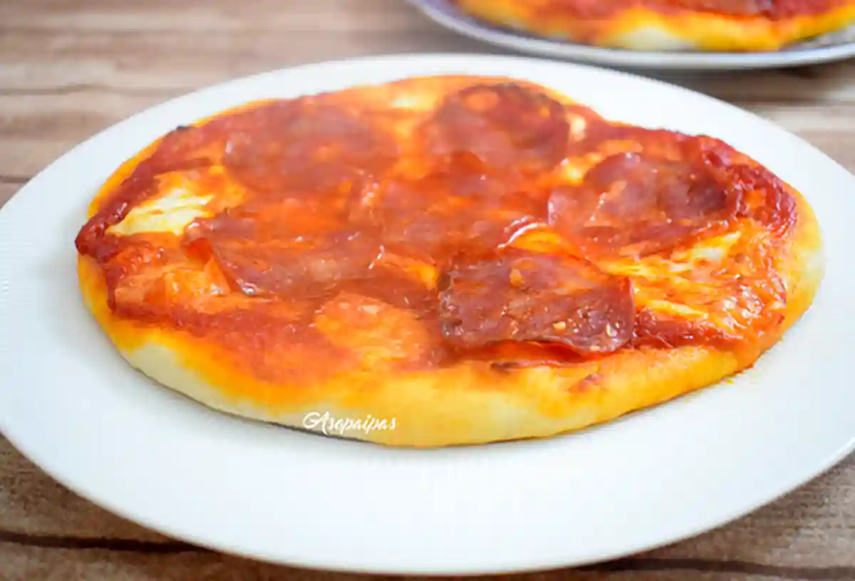 Imagen de la Pizza con Salami Picante