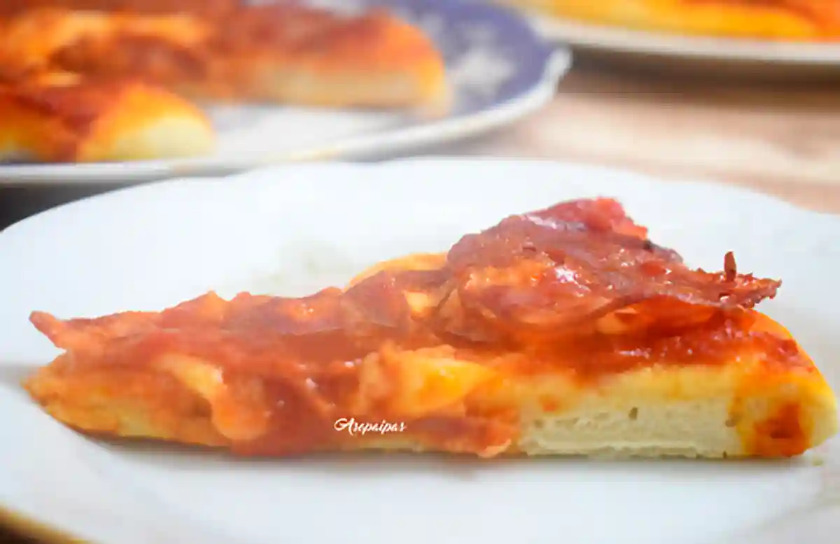 Imagen de la Pizza con Salami Picante