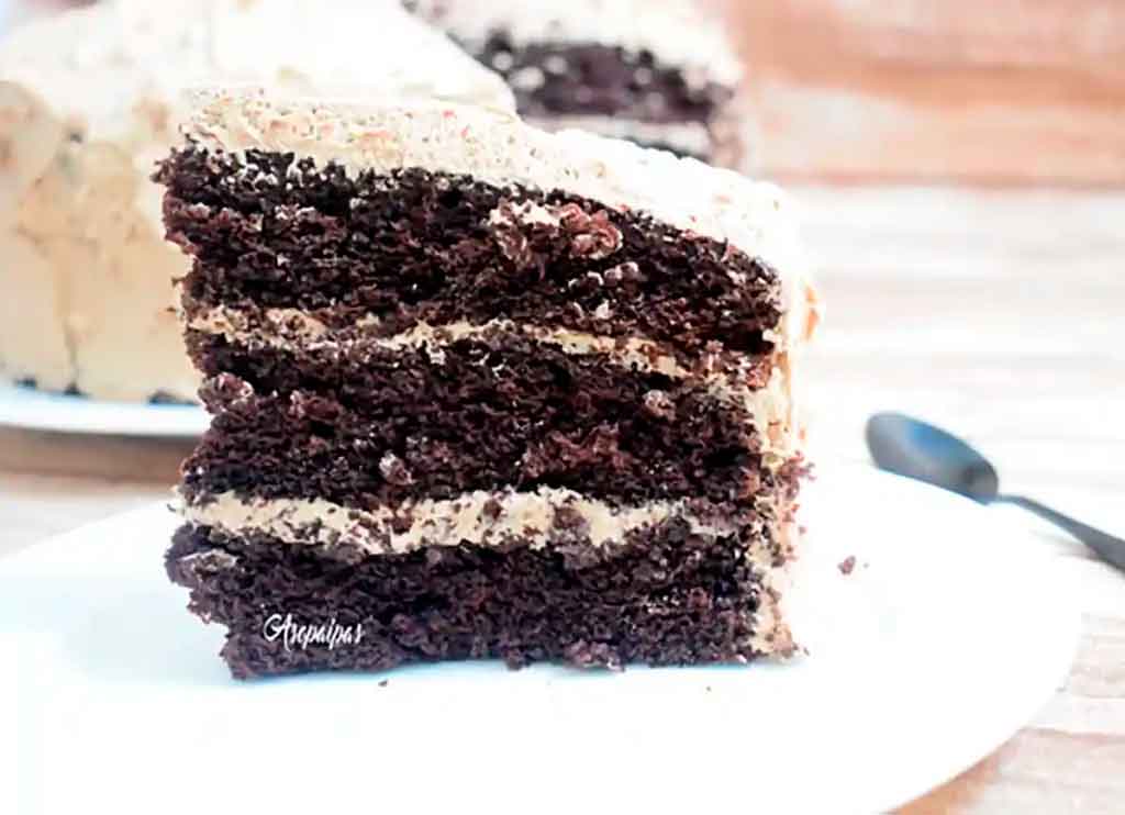 Imagen de la tarta de Chocolate con Frosting de Chocolate