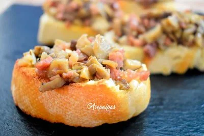 Imagen de la Tostada de Setas y Jamón