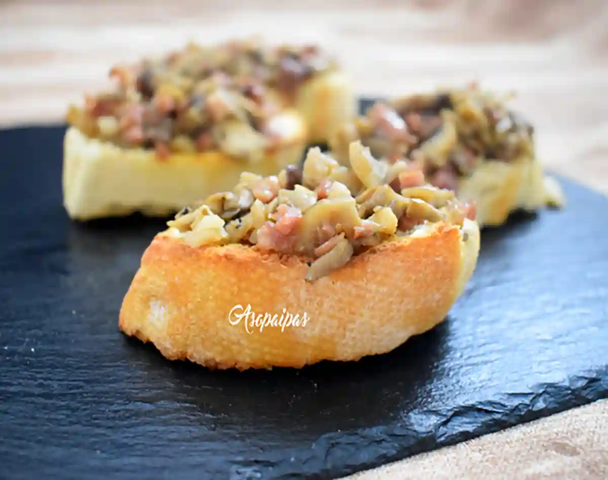 Imagen de la Tostada de Setas y Jamón