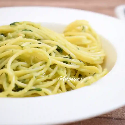 Imagen de los Espaguetis con Salsa al Pesto