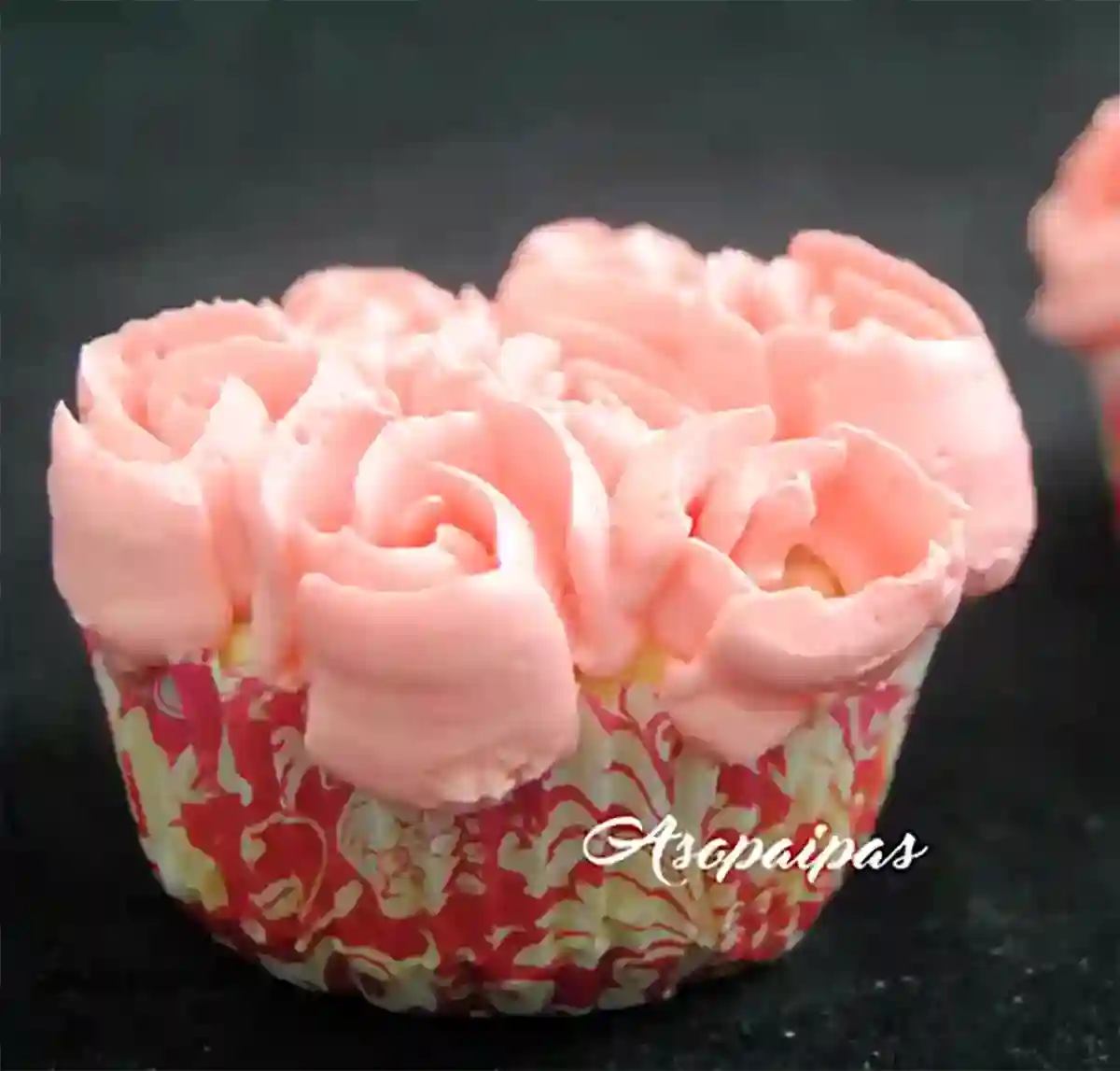 Imagen de los Cupcakes con flores de boquillas Rusas