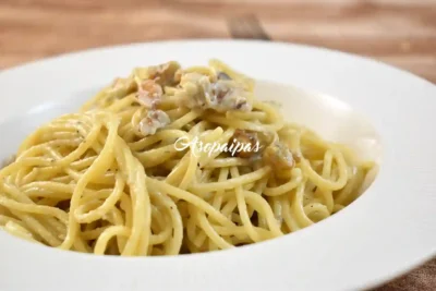Espaguetis con salsa de roquefort y nueces