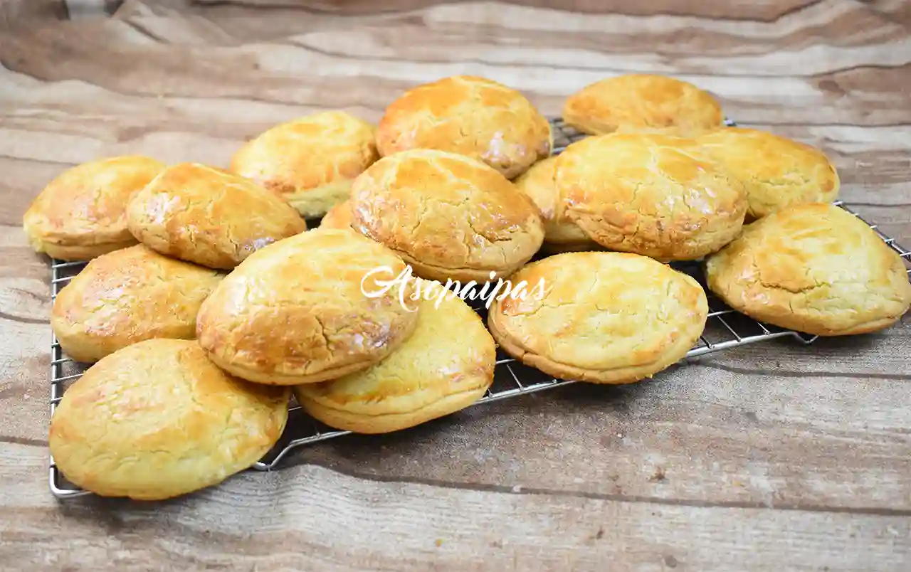 Tortas de Masa Frola rellenas de crema de avellanas