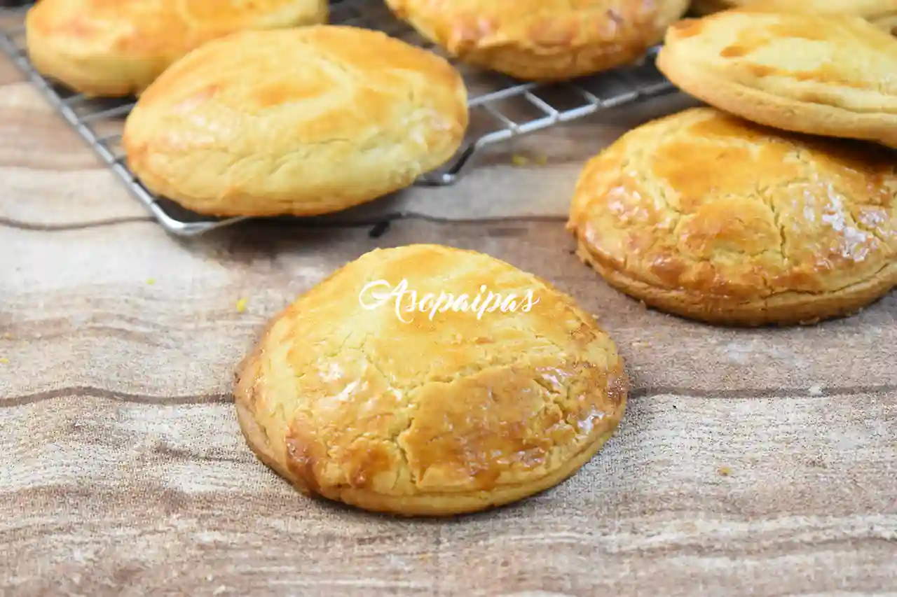 Tortas de Masa Frola rellenas de crema de avellanas