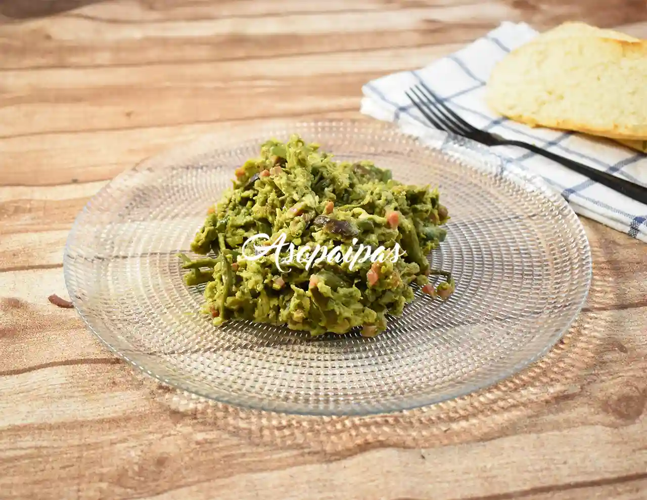 Revuelto de Espárragos con Jamón