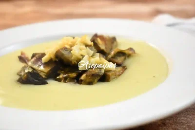 Crema de Puerros con Alcachofas